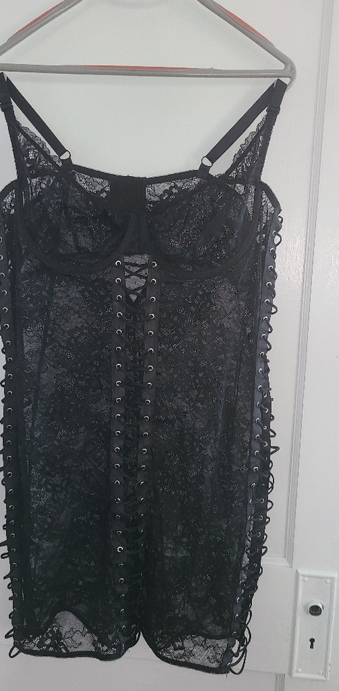 Torrid size 2 lingerie